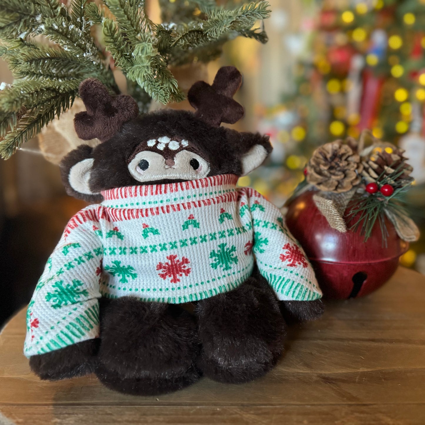 Red and Green Christmas Sweater ( FOR 10 INCH PLUSH ONLY)