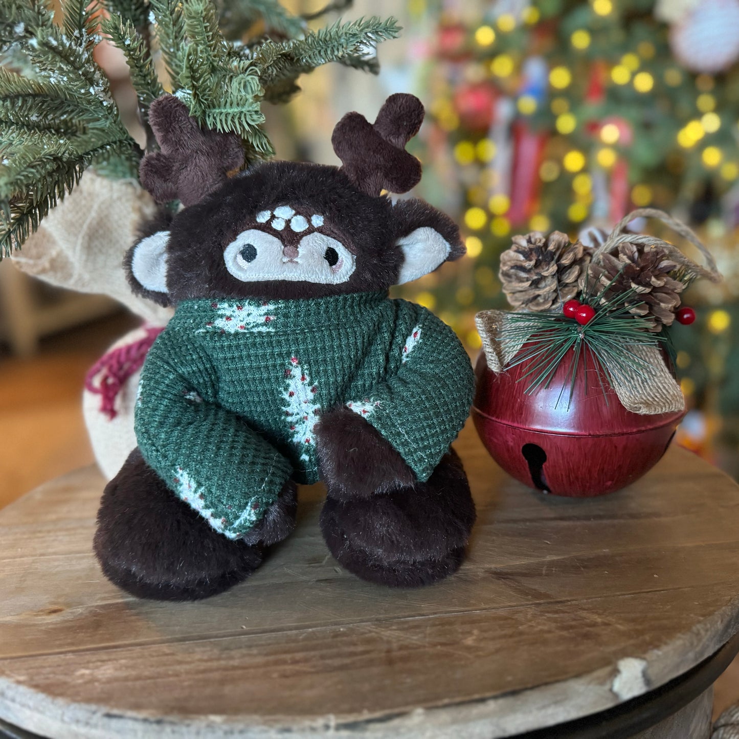 Green Tree Sweater ( FOR 10 INCH PLUSH ONLY)