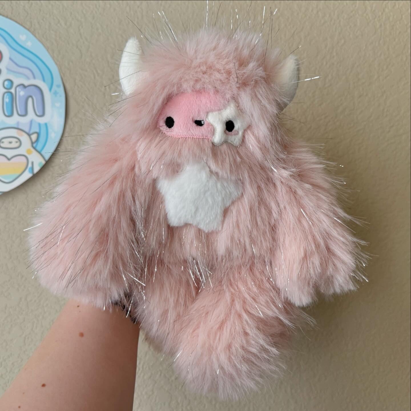 Zahra the Pink Glitter Star Yeti